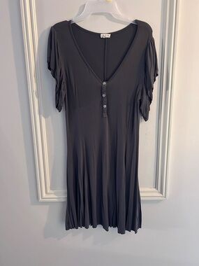 POL Charcoal Gray Vneck Dress